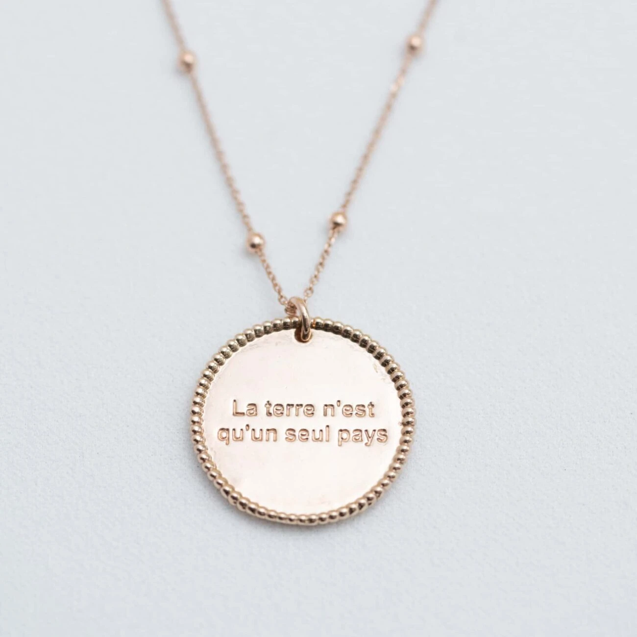 bijoux bahai la terre n'est qu'un seul pays